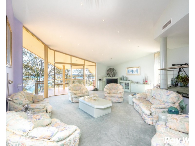 43 Green Point Drive, Green Point NSW 2428