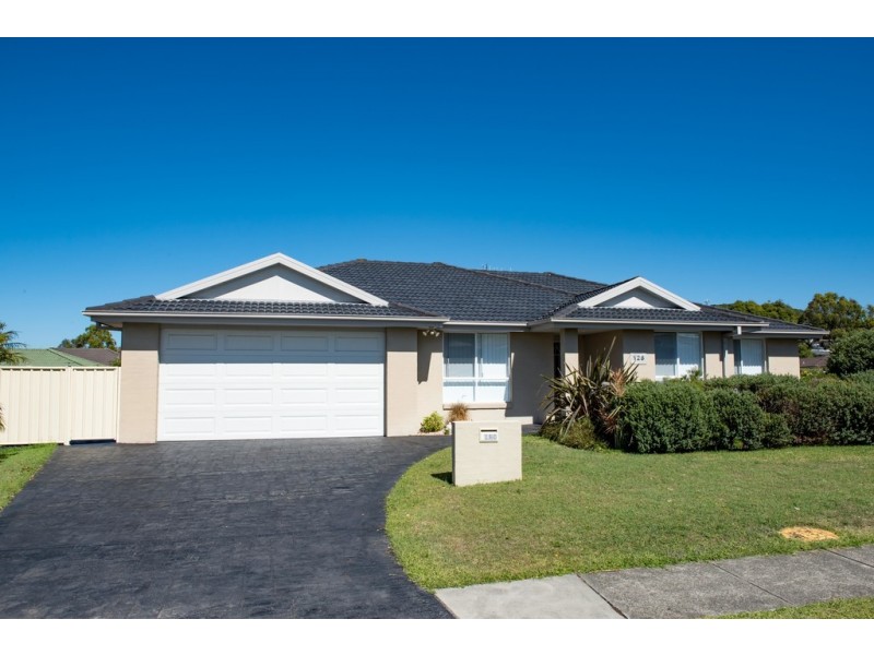128 Kularoo Drive, Forster NSW 2428