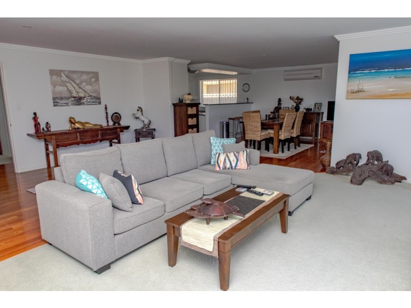 128 Kularoo Drive, Forster NSW 2428