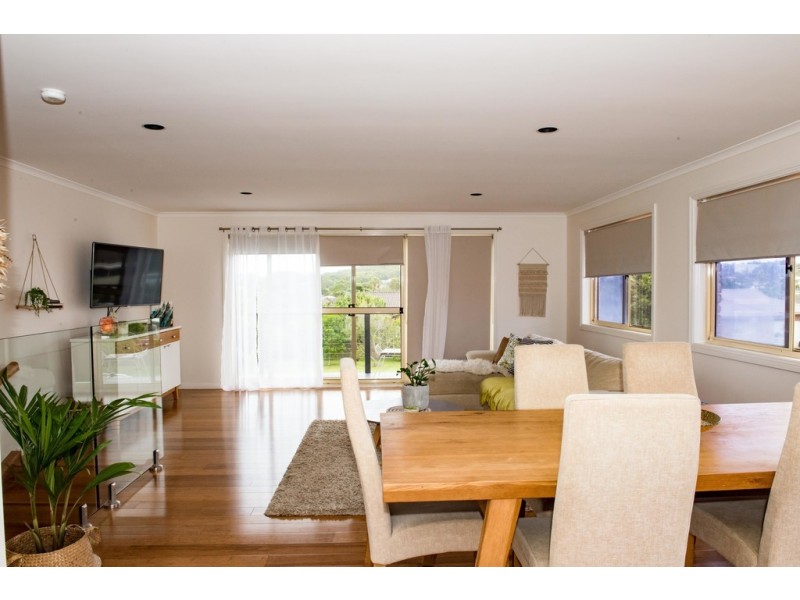 2 Cocos Crescent, Forster NSW 2428