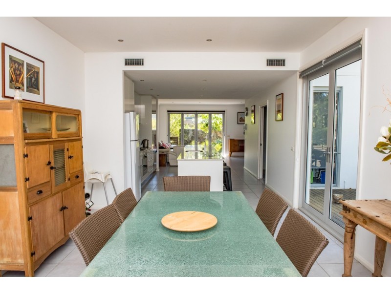 1/2 Skyline Place, Elizabeth Beach NSW 2428