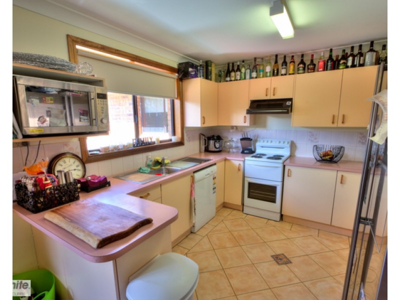 2 Gleneon Drive, Forster NSW 2428