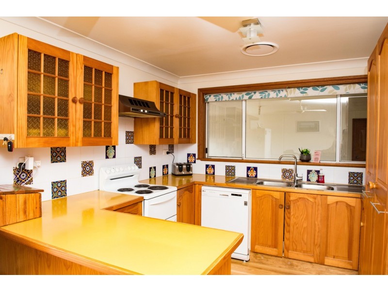 14 Mayers Drive, Tuncurry NSW 2428