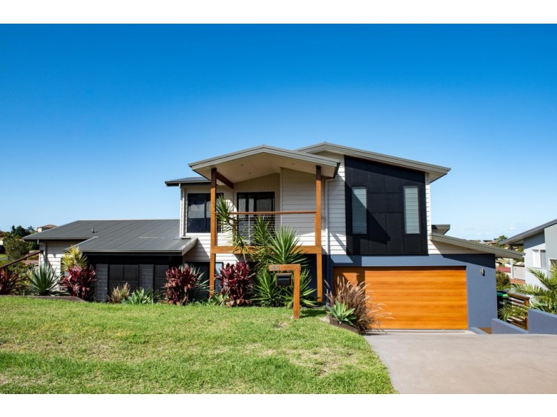 46 Wirrana Circuit, Forster NSW 2428