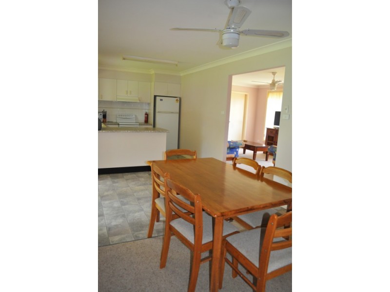 3 Asplenii Cres, Tuncurry NSW 2428