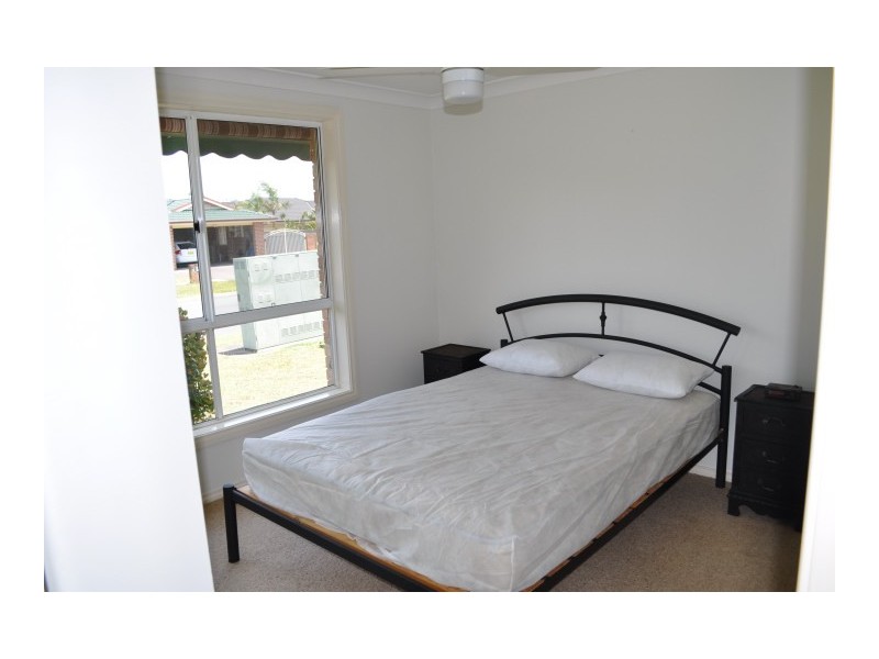 3 Asplenii Cres, Tuncurry NSW 2428