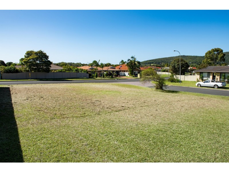 84 Myall Drive, Forster NSW 2428
