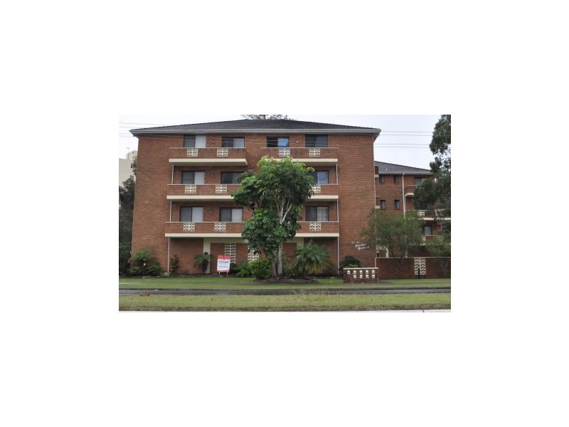 10/31-33 Head Street, Forster NSW 2428