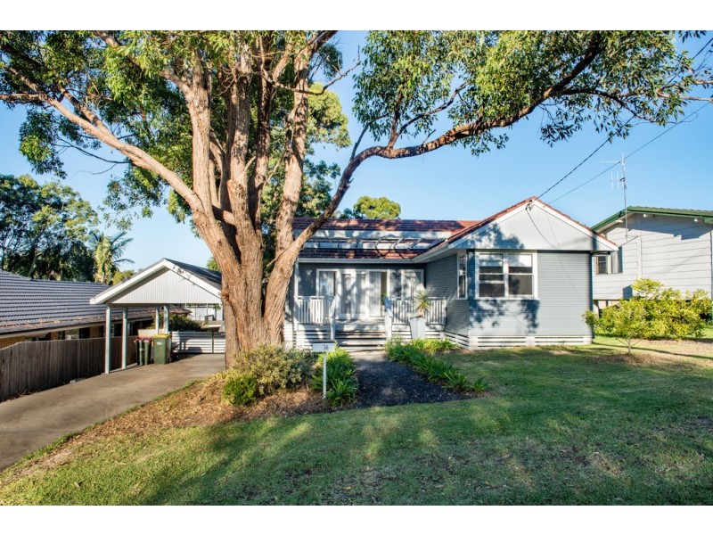 16 Sapphire Parade, Diamond Beach NSW 2430