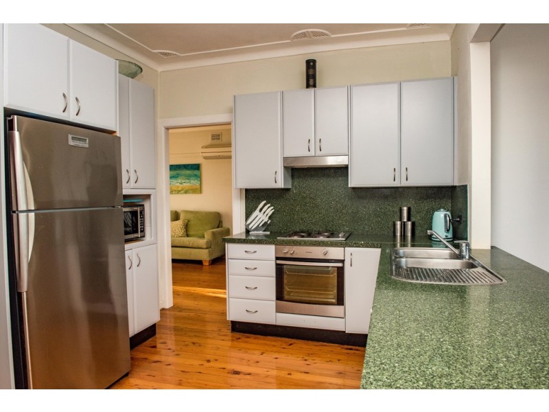 16 Sapphire Parade, Diamond Beach NSW 2430