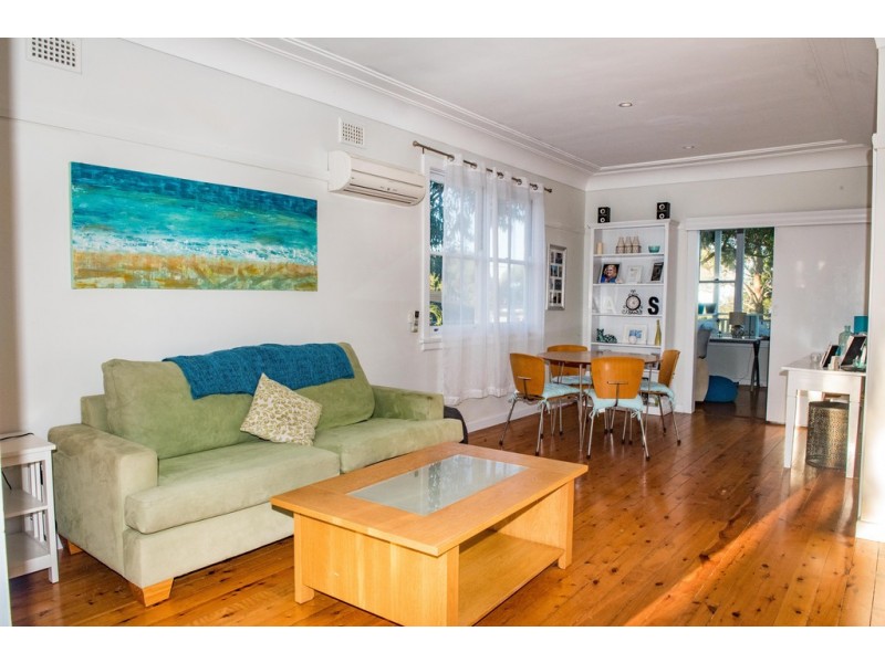 16 Sapphire Parade, Diamond Beach NSW 2430