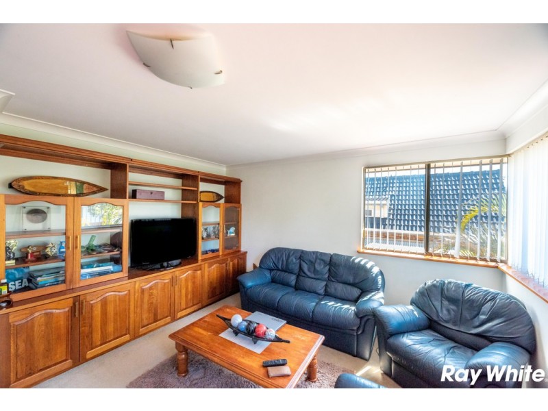 55 Daphne Street, Forster NSW 2428