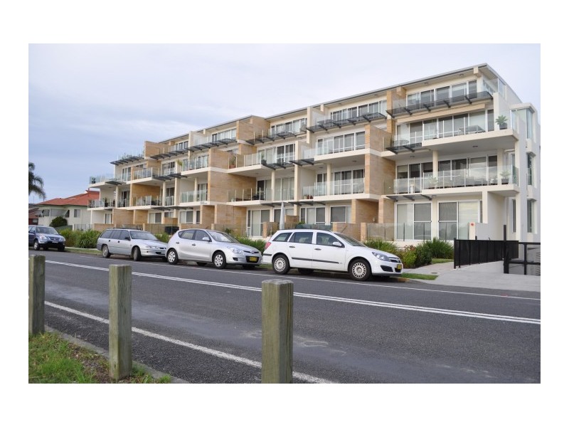 2/142-148 Little Street, Forster NSW 2428