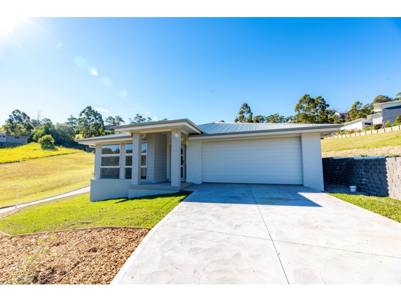 14 The Fairway, Tallwoods Village NSW 2430