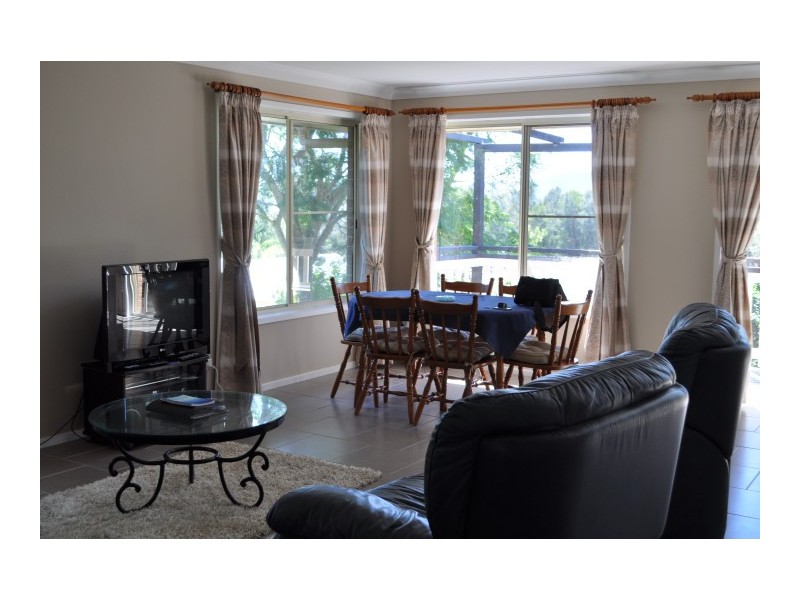 18 Emerald Place, Green Point NSW 2428