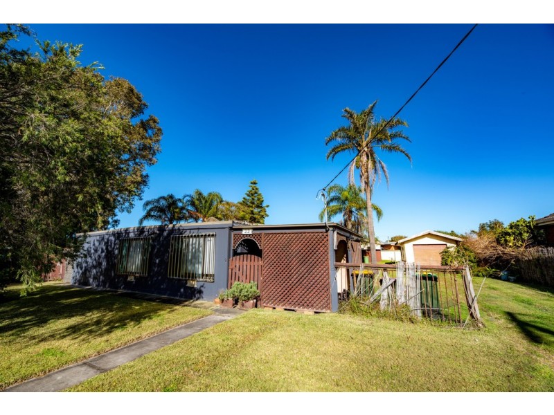 22-24 Kularoo Drive, Forster NSW 2428