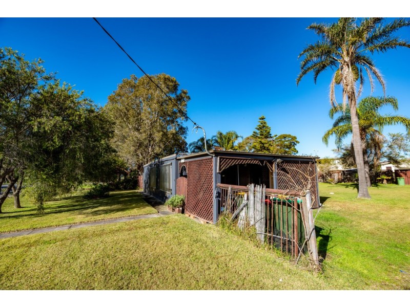 22-24 Kularoo Drive, Forster NSW 2428