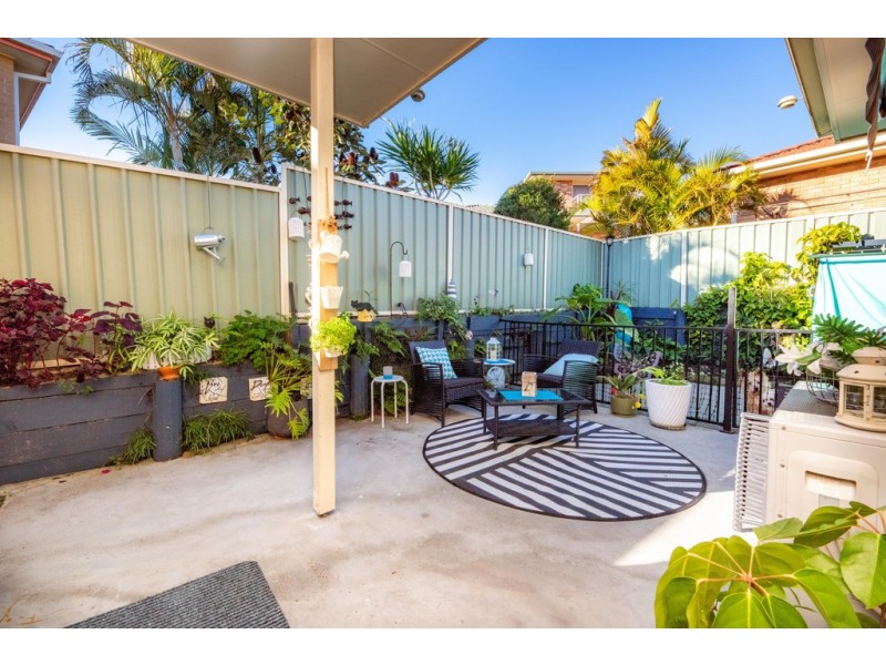 2/147 Kularoo Drive, Forster NSW 2428