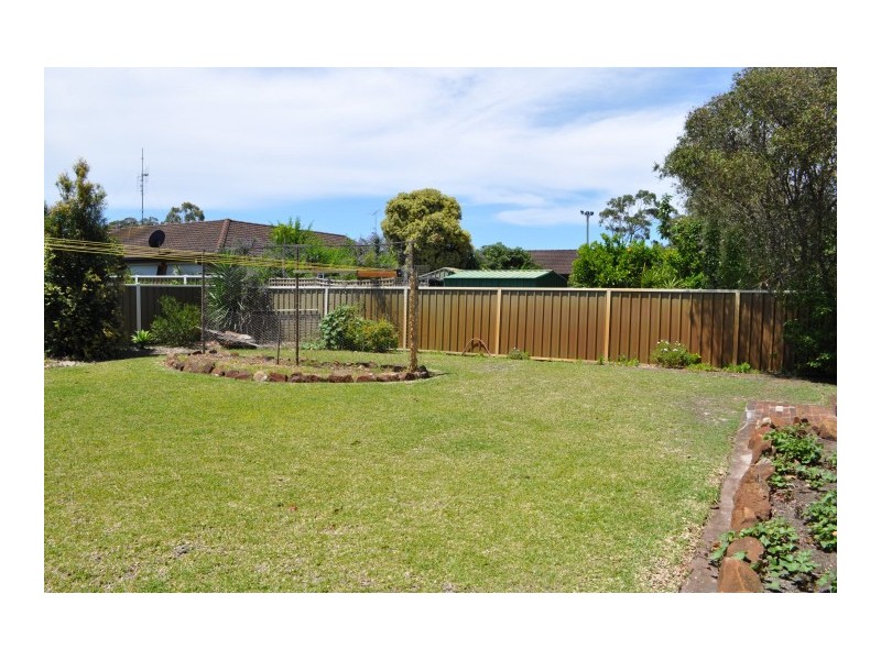 5 Kennewell Pde, Tuncurry NSW 2428