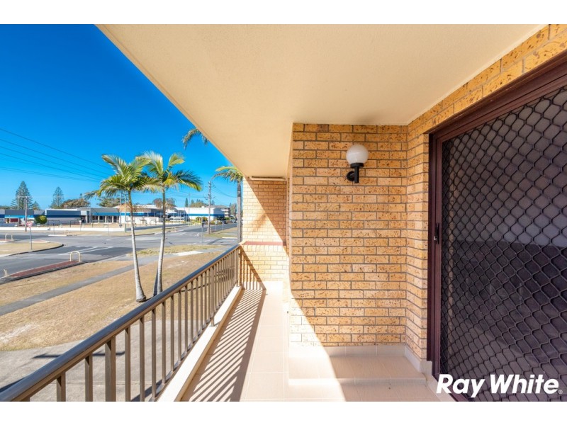 2/34A Parkes Street, Tuncurry NSW 2428