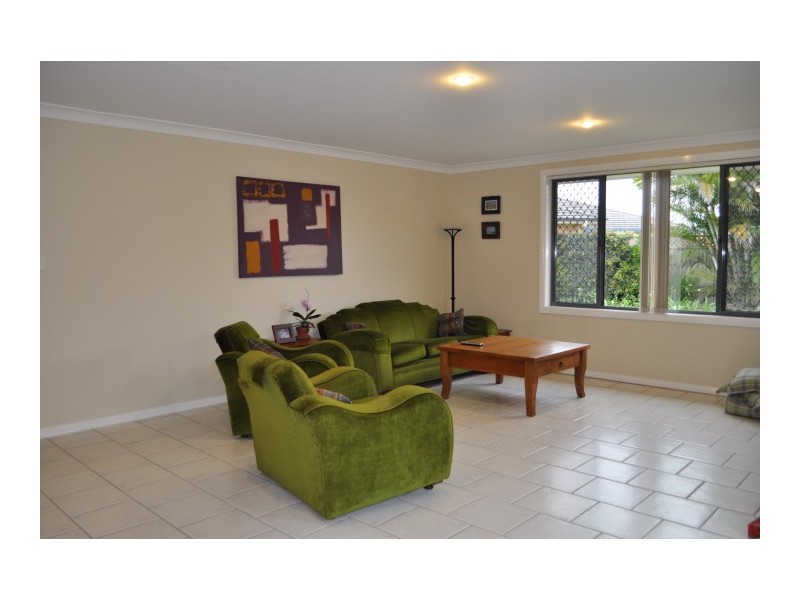 55 Amanda Cres, Forster NSW 2428