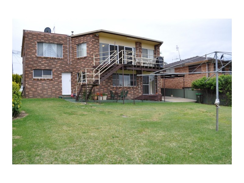 35 Hawaii Ave, Forster NSW 2428