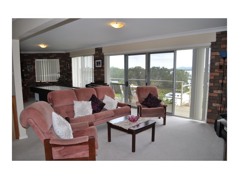 35 Hawaii Ave, Forster NSW 2428