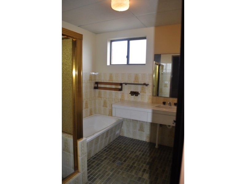 3/23-25 Lake Street, Forster NSW 2428