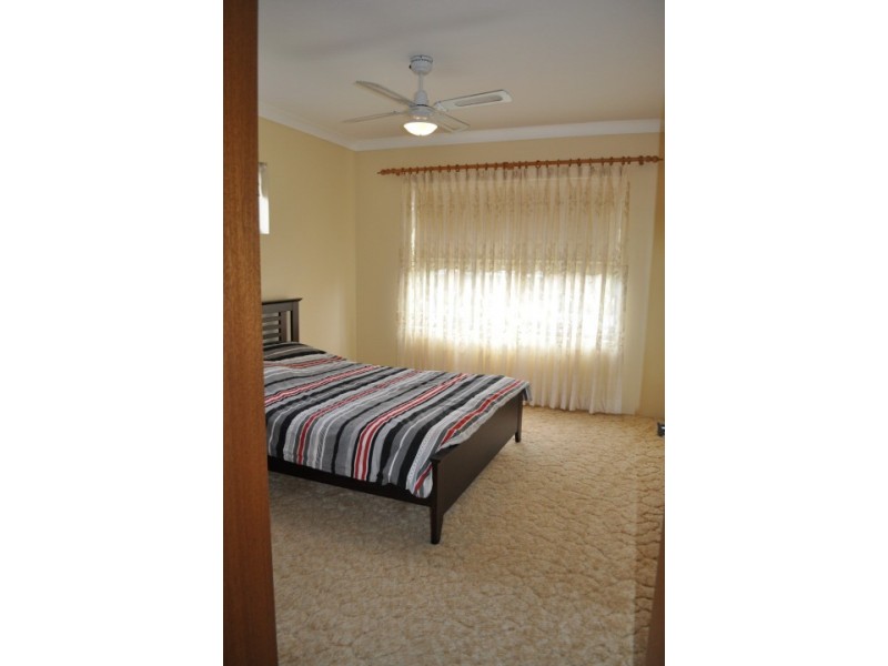 3/23-25 Lake Street, Forster NSW 2428