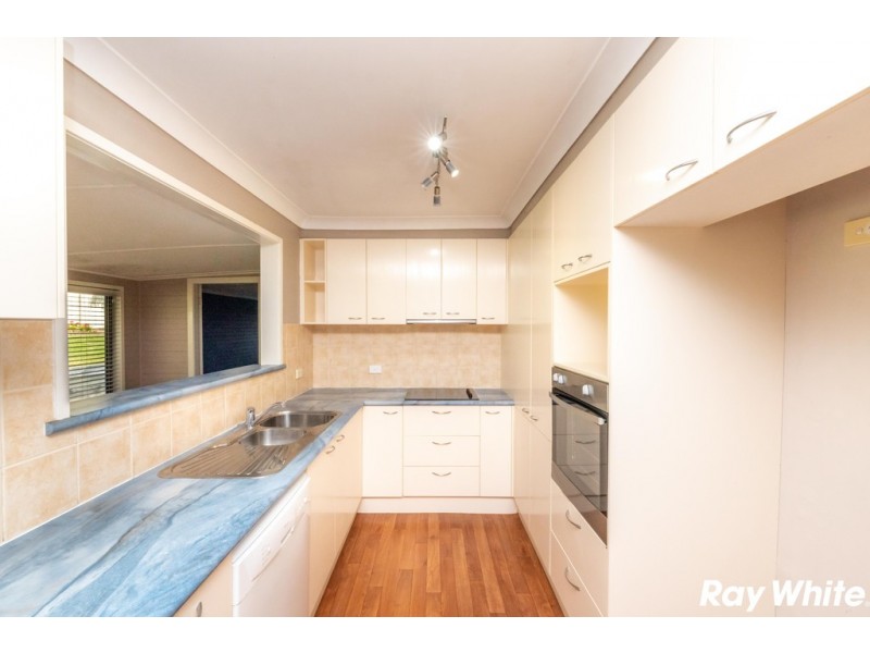 61 Seabreeze Parade, Green Point NSW 2428