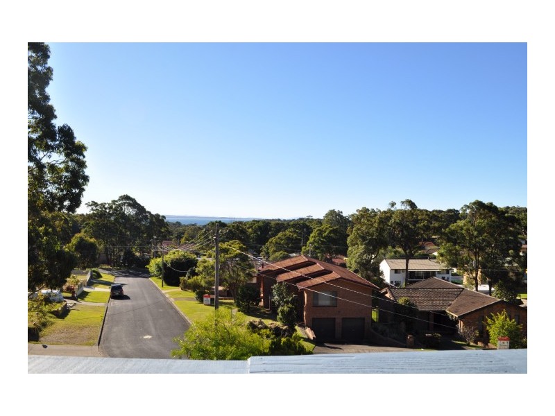 27 Leguna Cres, Forster NSW 2428