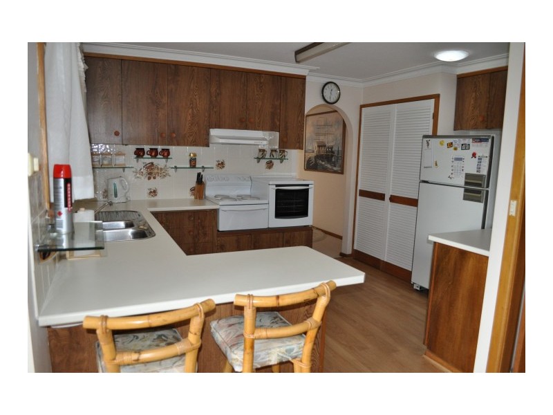 8 Sirius Keys, Forster NSW 2428