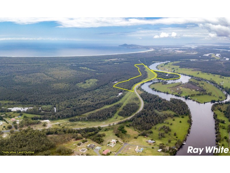 845 The Lakes Way, Darawank NSW 2428