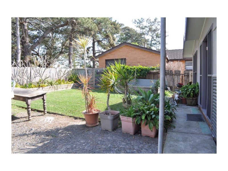 2 Peel Street, Tuncurry NSW 2428