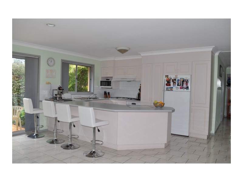 9 Tulloch Road, Tuncurry NSW 2428