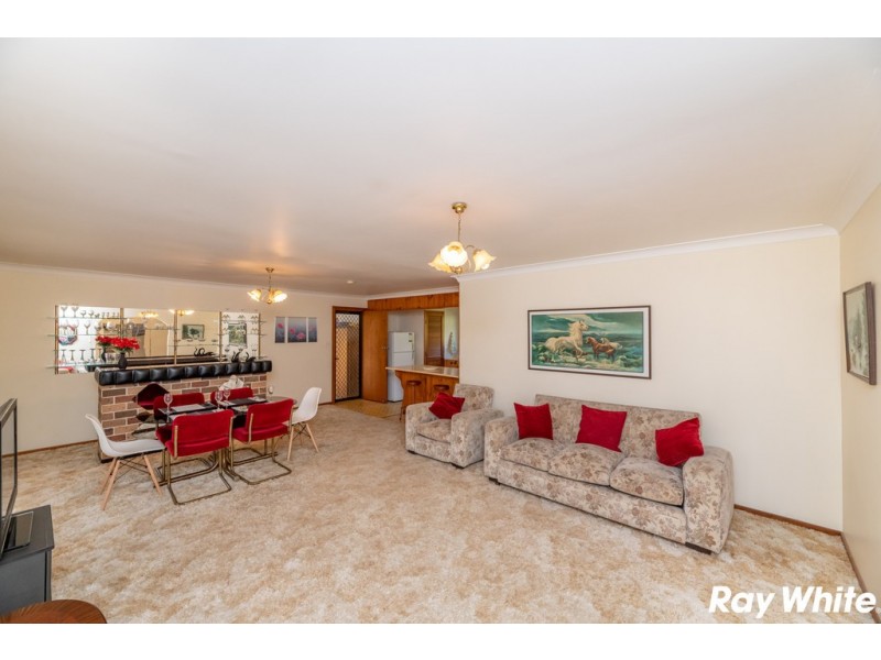 8 Avon Place, Forster NSW 2428