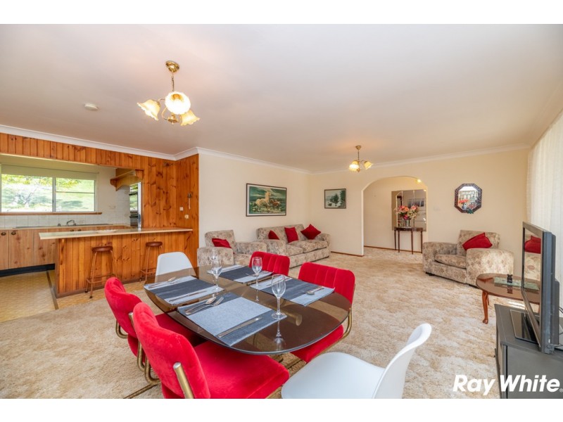 8 Avon Place, Forster NSW 2428