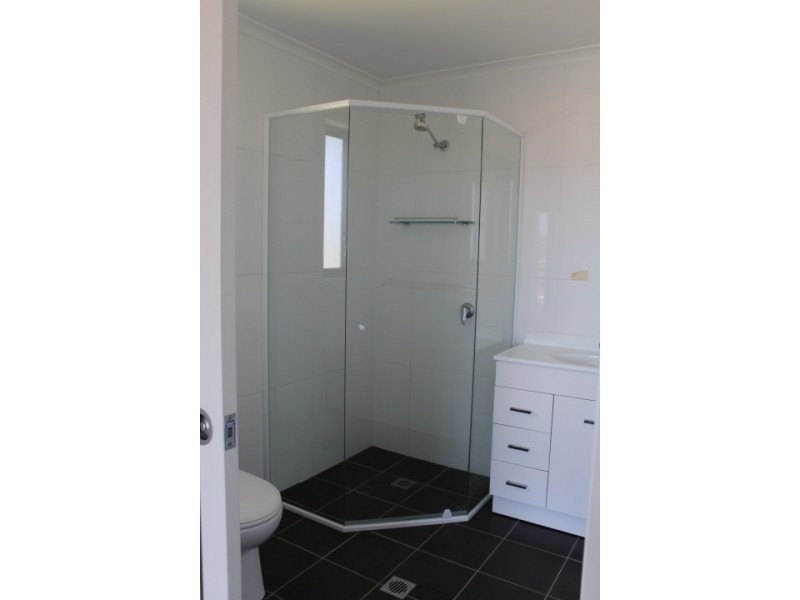 10 Manara Cres, Forster NSW 2428