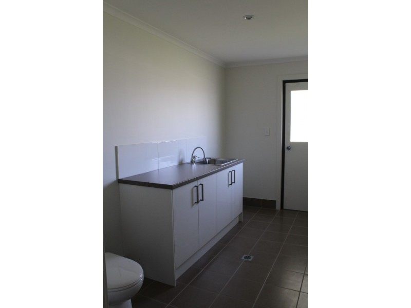 10 Manara Cres, Forster NSW 2428