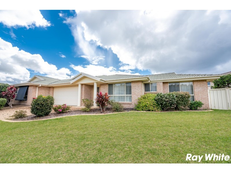 2/28 Sentry Crescent, Forster NSW 2428
