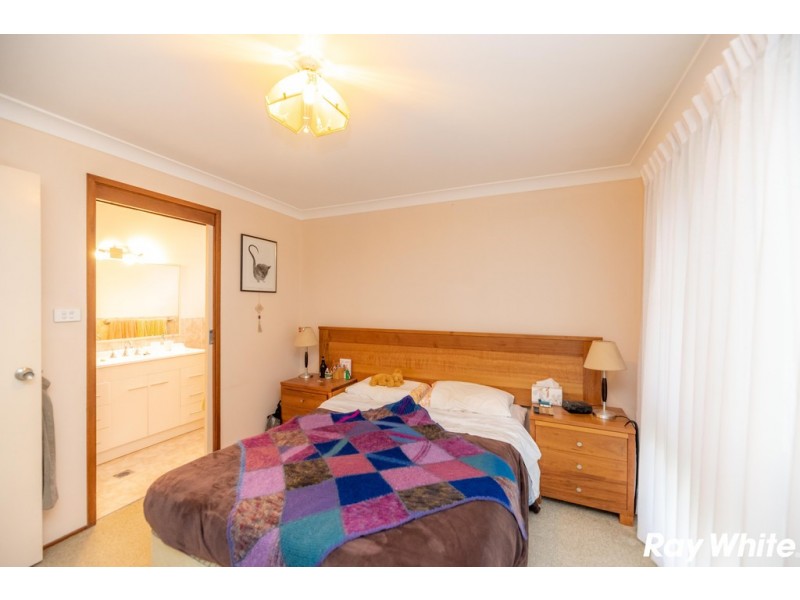 8 Pipers Bay Drive, Forster NSW 2428