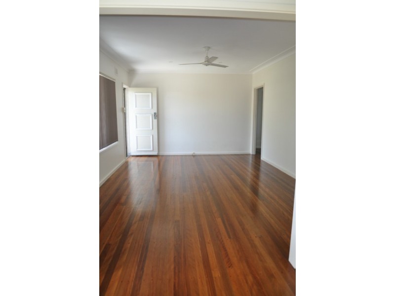 20 Cross Street, Forster NSW 2428