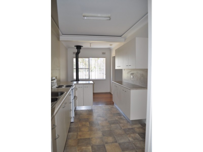 20 Cross Street, Forster NSW 2428