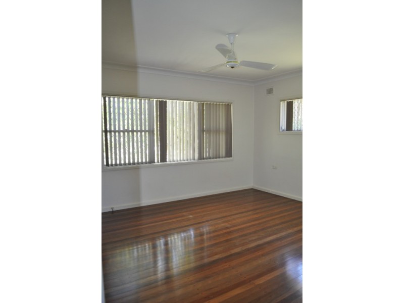 20 Cross Street, Forster NSW 2428