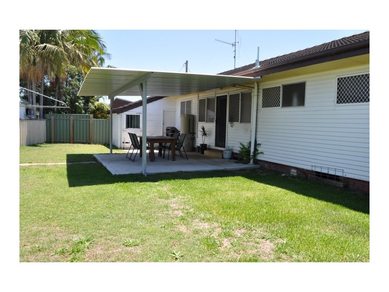 20 Cross Street, Forster NSW 2428
