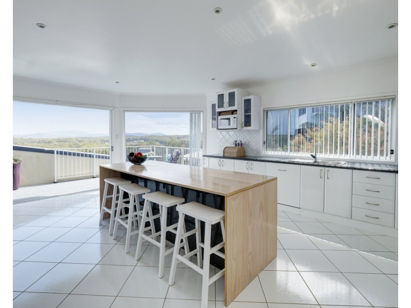 8 The Bridle Path, Tallwoods Village NSW 2430