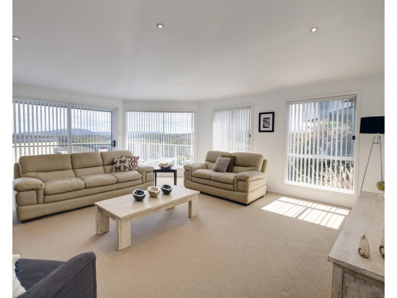 8 The Bridle Path, Tallwoods Village NSW 2430