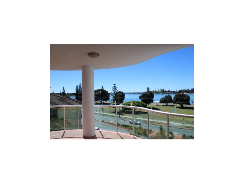 402/6-10 Manning Street, Tuncurry NSW 2428