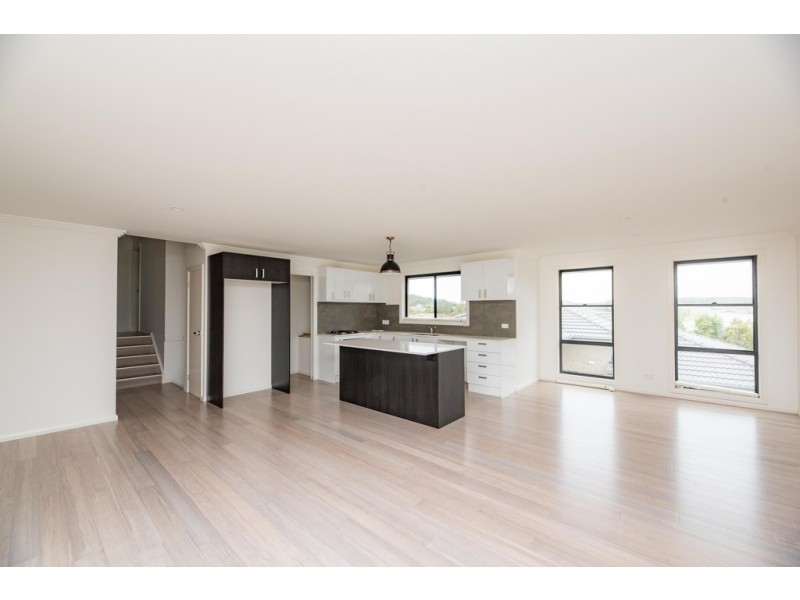 2/103 Kularoo Drive, Forster NSW 2428