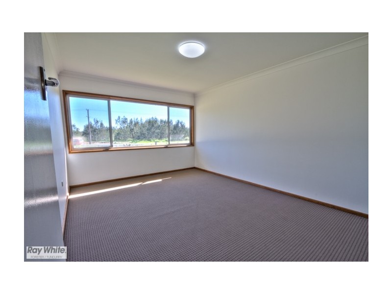 205 The Lakes Way, Forster NSW 2428
